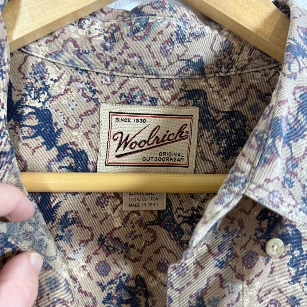 Vintage Woolrich Men’s Wildlife Animal Patterned Button Down Brown/Navy L